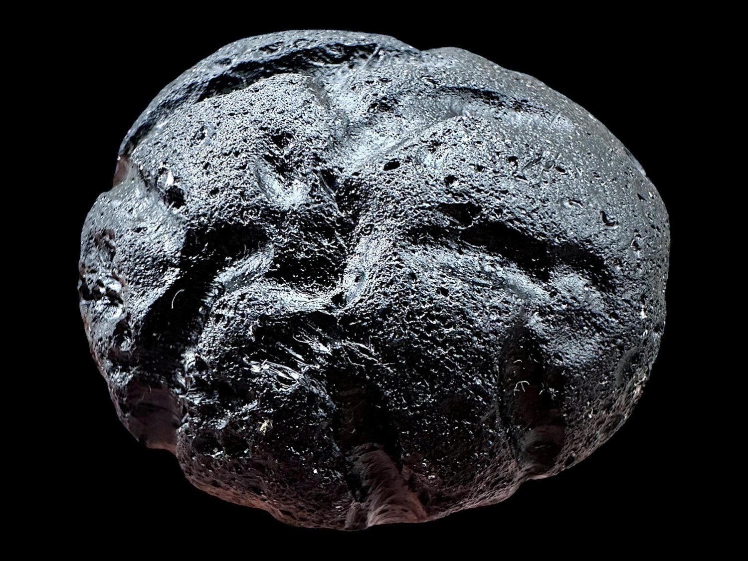 Black tektite crystal from philippines natural tektite meteorite glass raw tektite specimen moldavite alternative healing crystal - Image 5