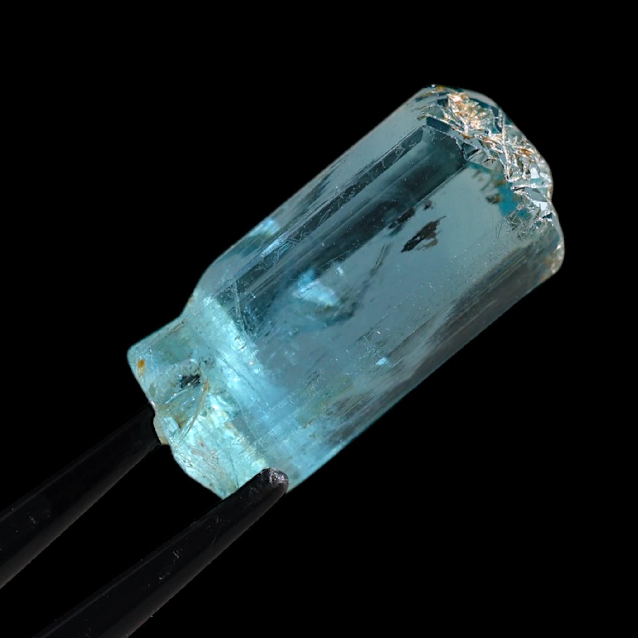 Aquamarine crystal natural blue aquamarine raw aquamarine crystal clear aquamarine crystal aquamarine specimen mineral for collectors