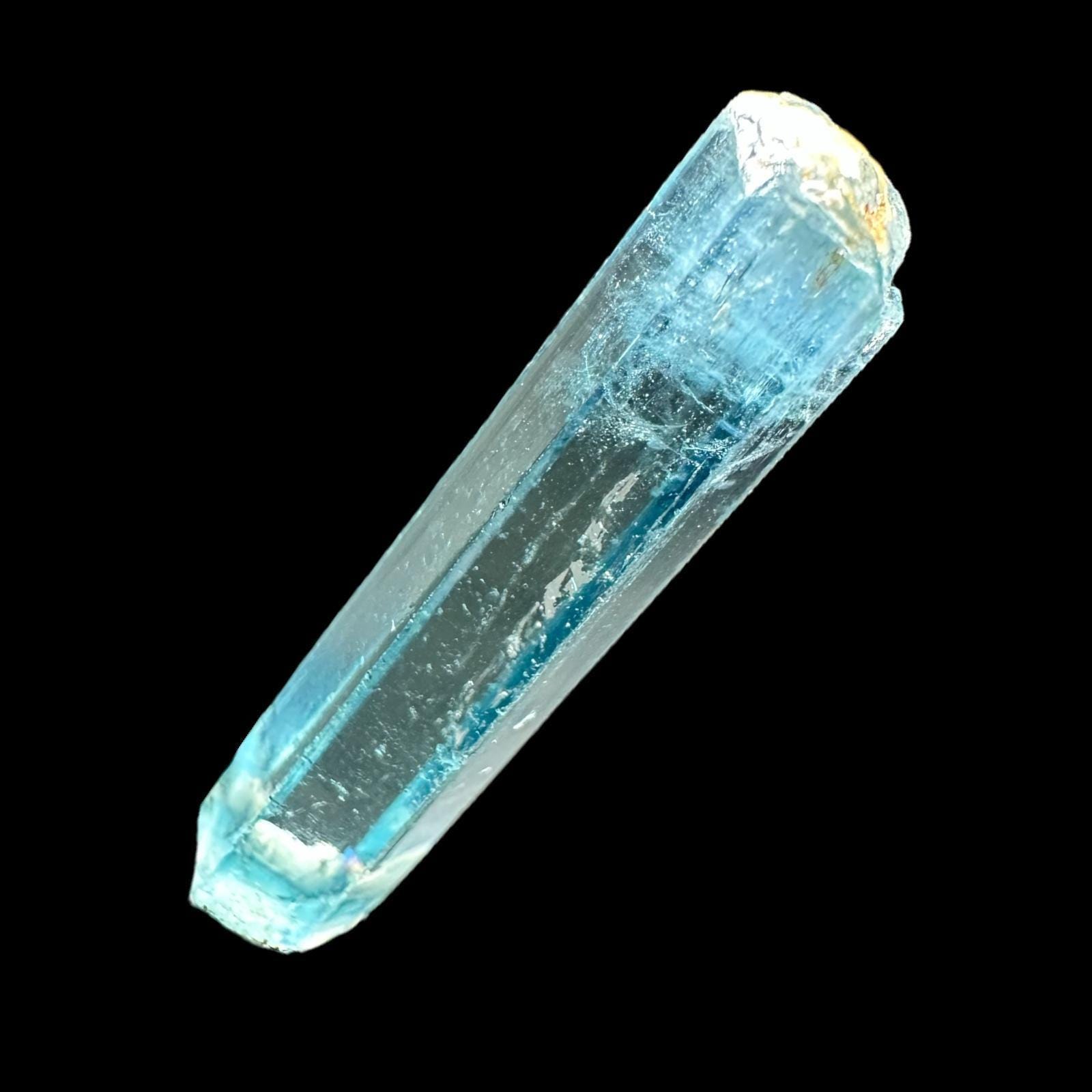 Aquamarine crystal specimen, natural blue beryl from vietnam, high clarity aquamarine for collectors or jewellery use - Image 2