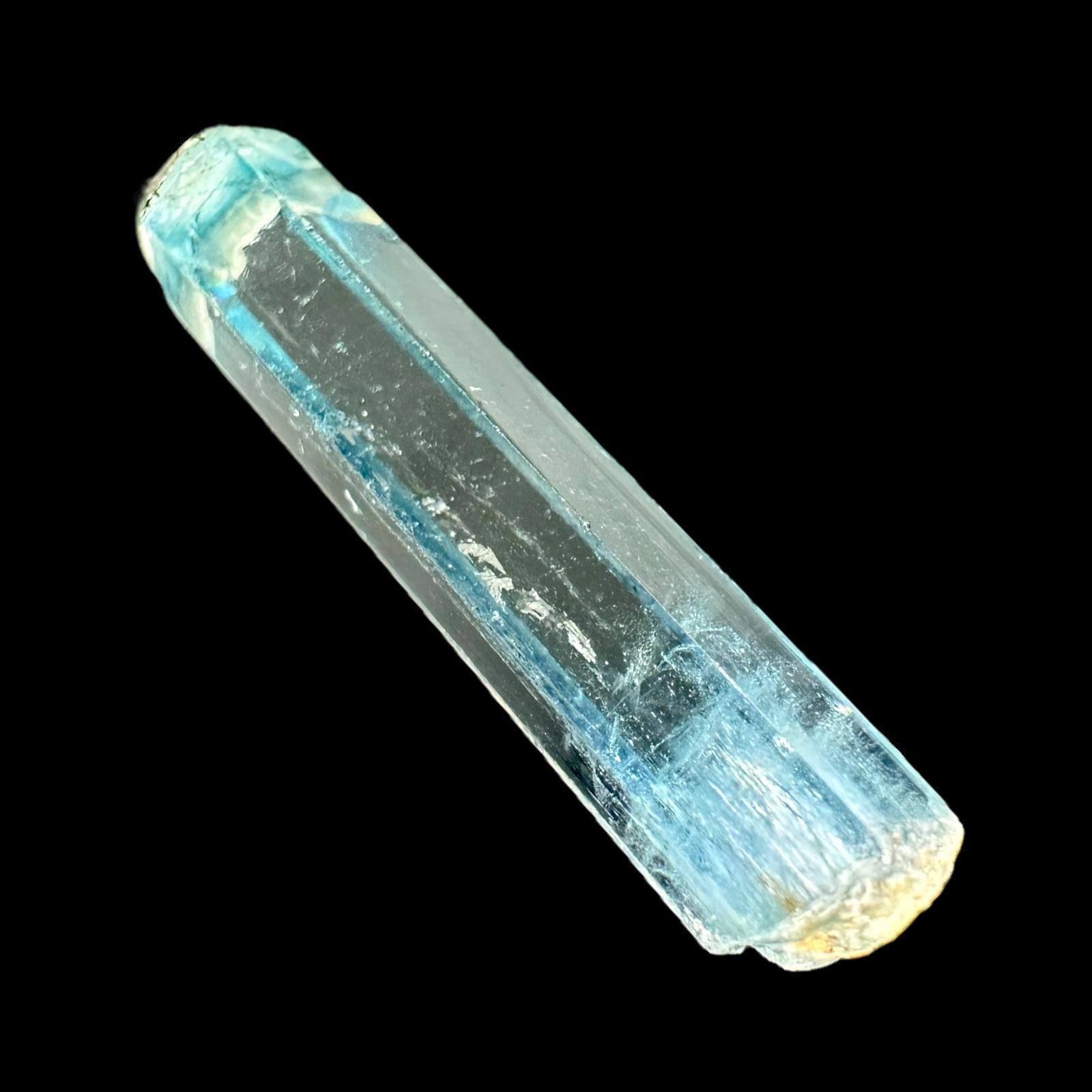 Aquamarine crystal specimen, natural blue beryl from vietnam, high clarity aquamarine for collectors or jewellery use - Image 6