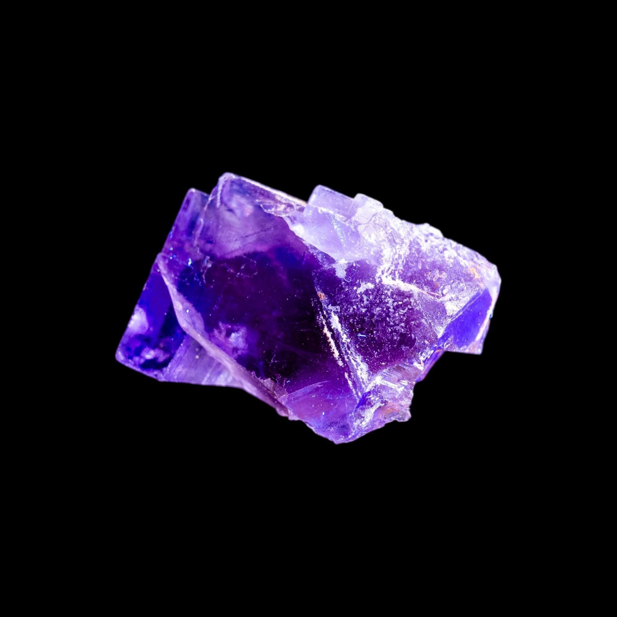Berbes fluorite crystal, uv reactive purple fluorite from spain, raw cubic fluorite, small mineral gift, crystal for collection or display - Image 2