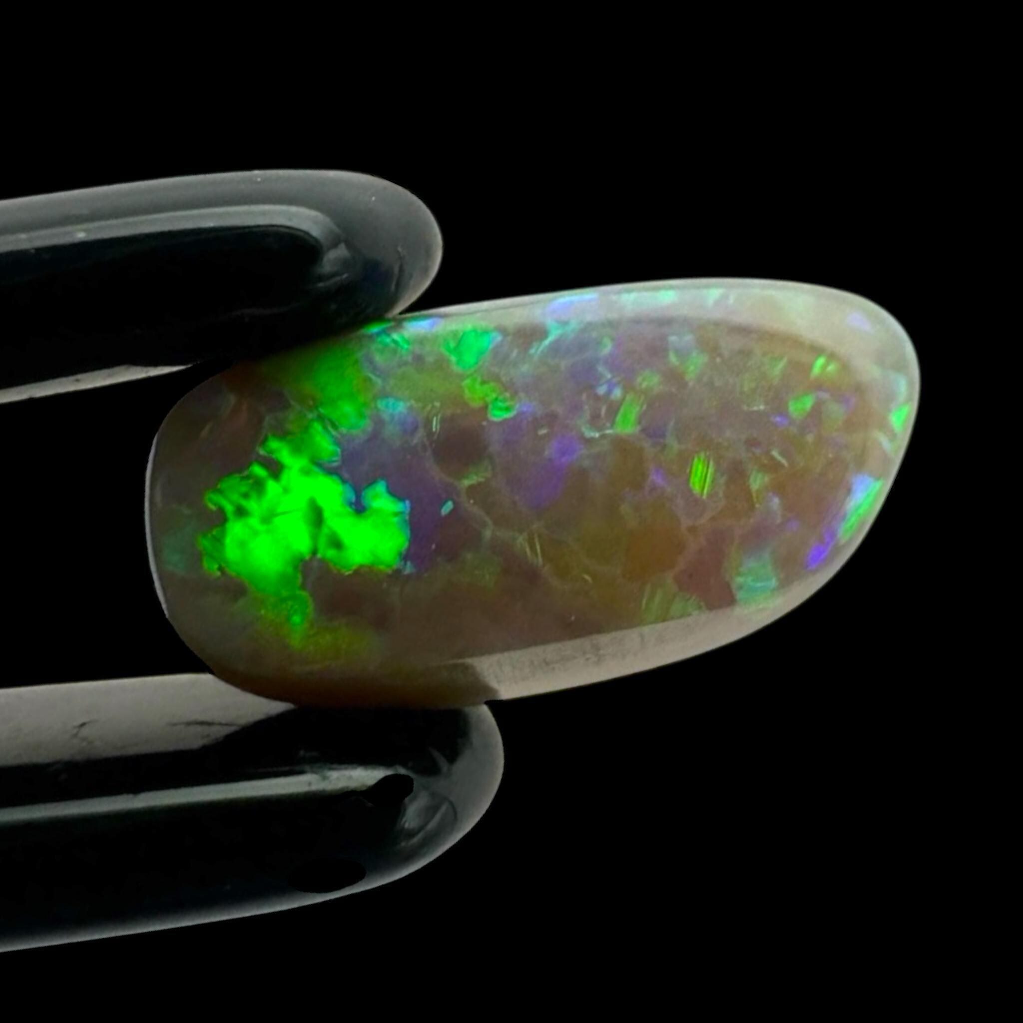 Black opal cabachon from australia, rare lightning ridge opal for jewellery making or collectors - Image 2