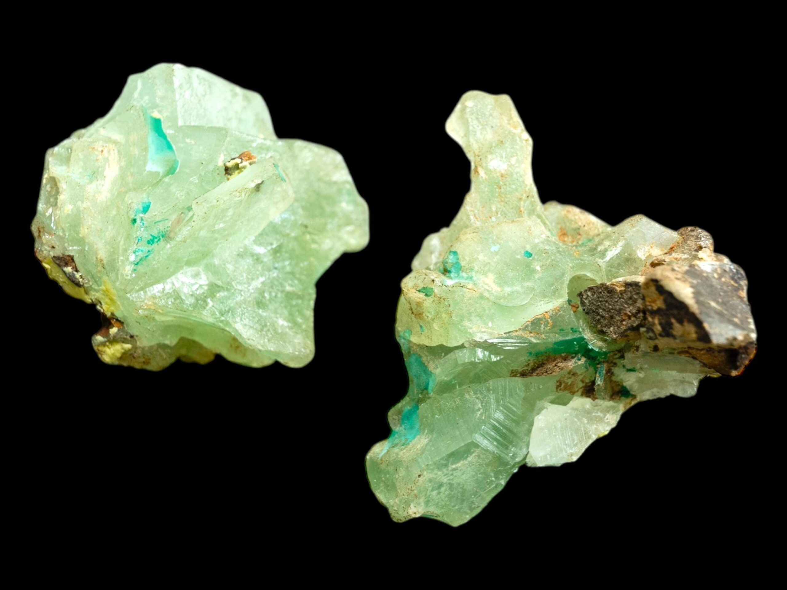 Rare congolese barite with chrysocolla and malachite inclusions - Image 4