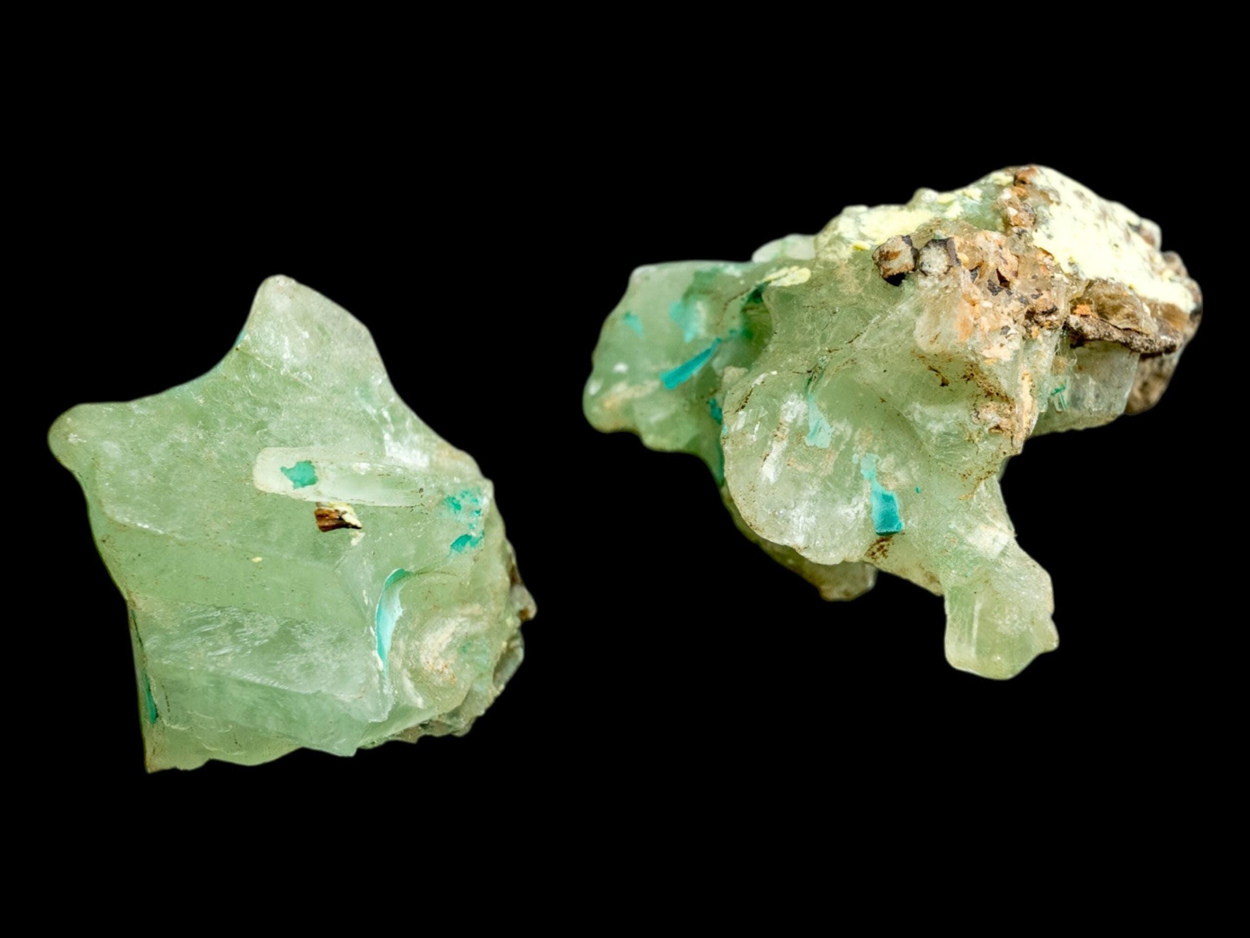 Rare congolese barite with chrysocolla and malachite inclusions - Image 8