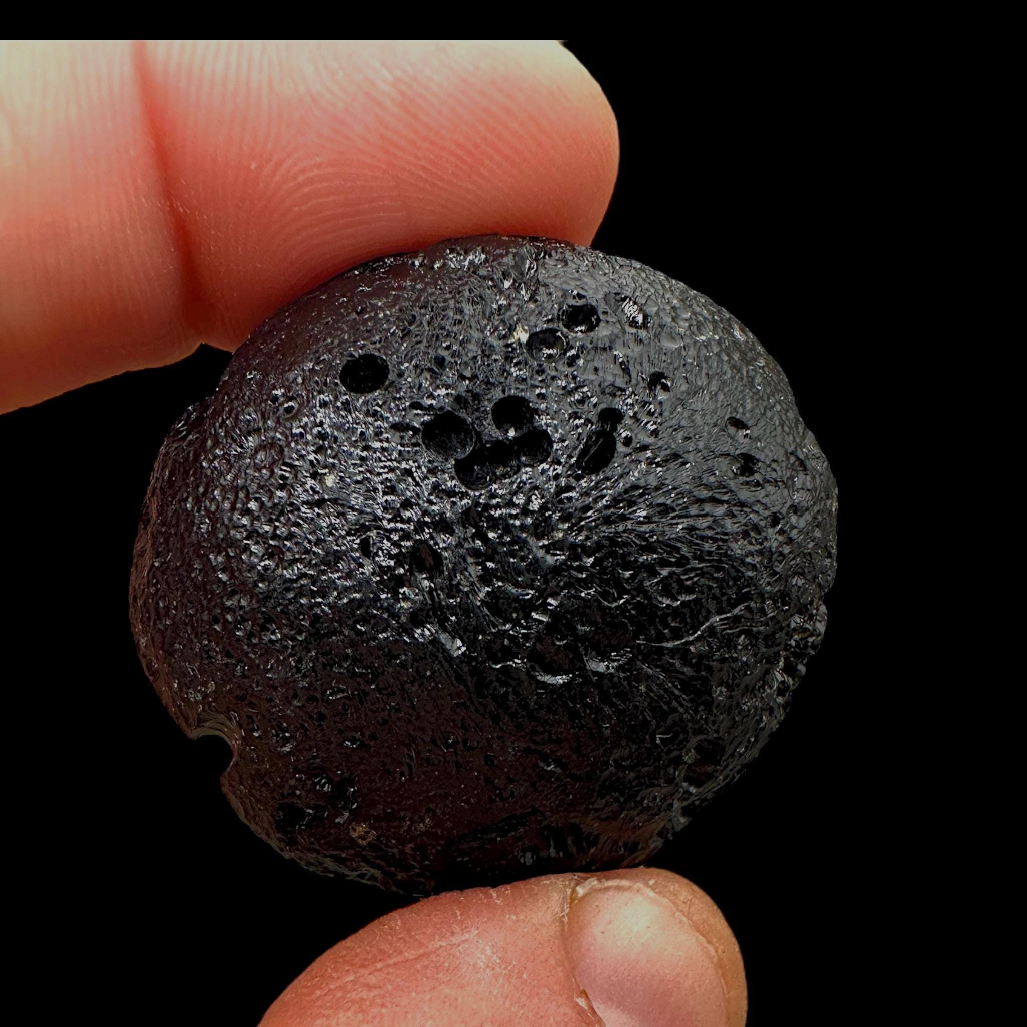 Rizalite tektite crystal, natural black philippinite tektite, meteorite impact glass, raw bicolite specimen, collector tektite - Image 6