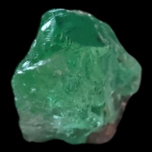 Raw emerald crystal for wire wrapping, colombian emerald stone for jewellery making, natural green emerald crystal specimen