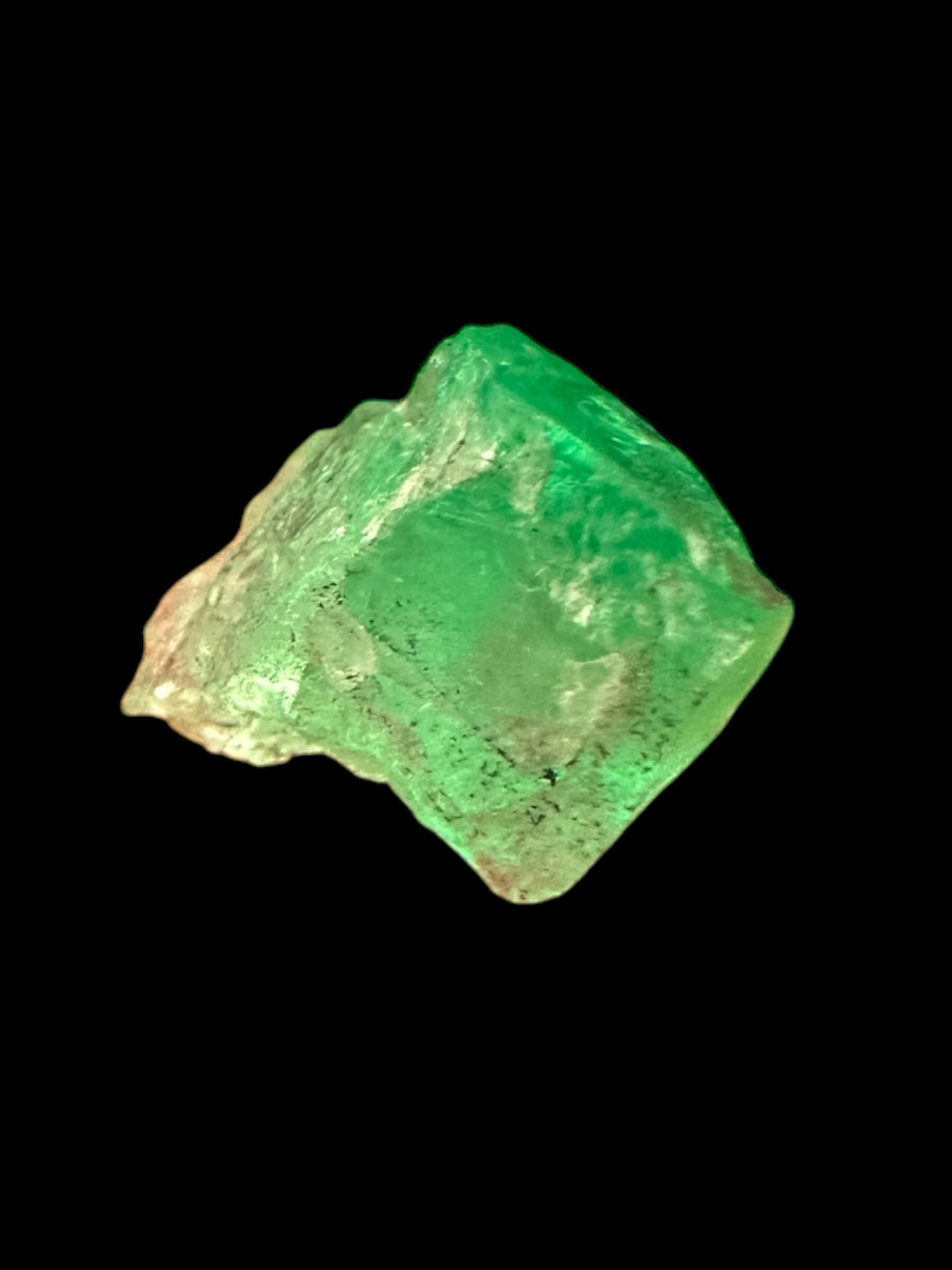 Natural emerald crystal from colombia, raw green emerald specimen, uncut emerald mineral for collectors or crystal display - Image 4