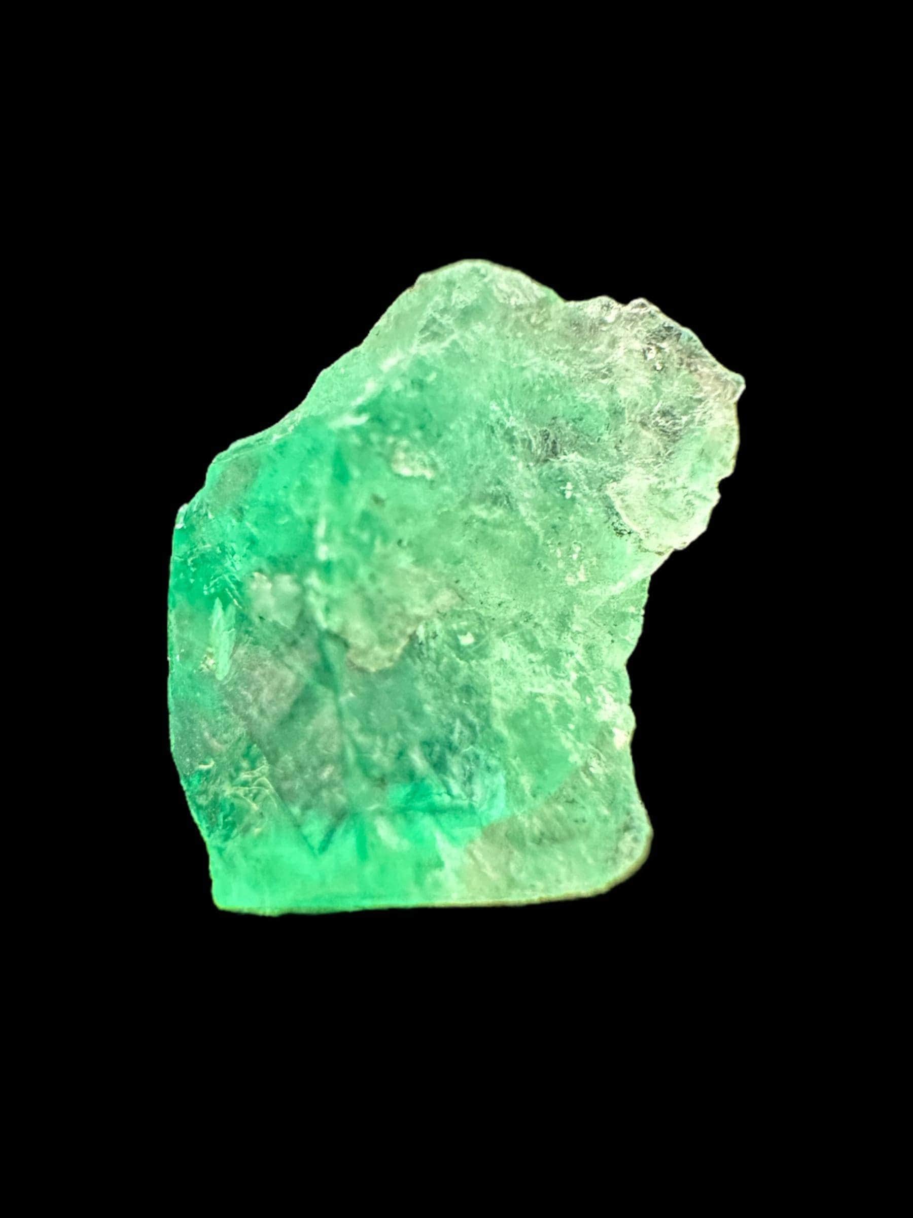 Natural emerald crystal from colombia, raw green emerald specimen, uncut emerald mineral for collectors or crystal display - Image 5