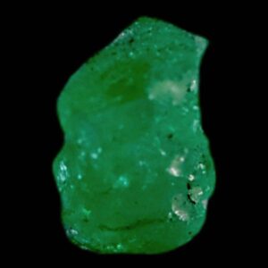 Natural emerald crystal from colombia, raw green emerald fragment, rough emerald specimen for collectors