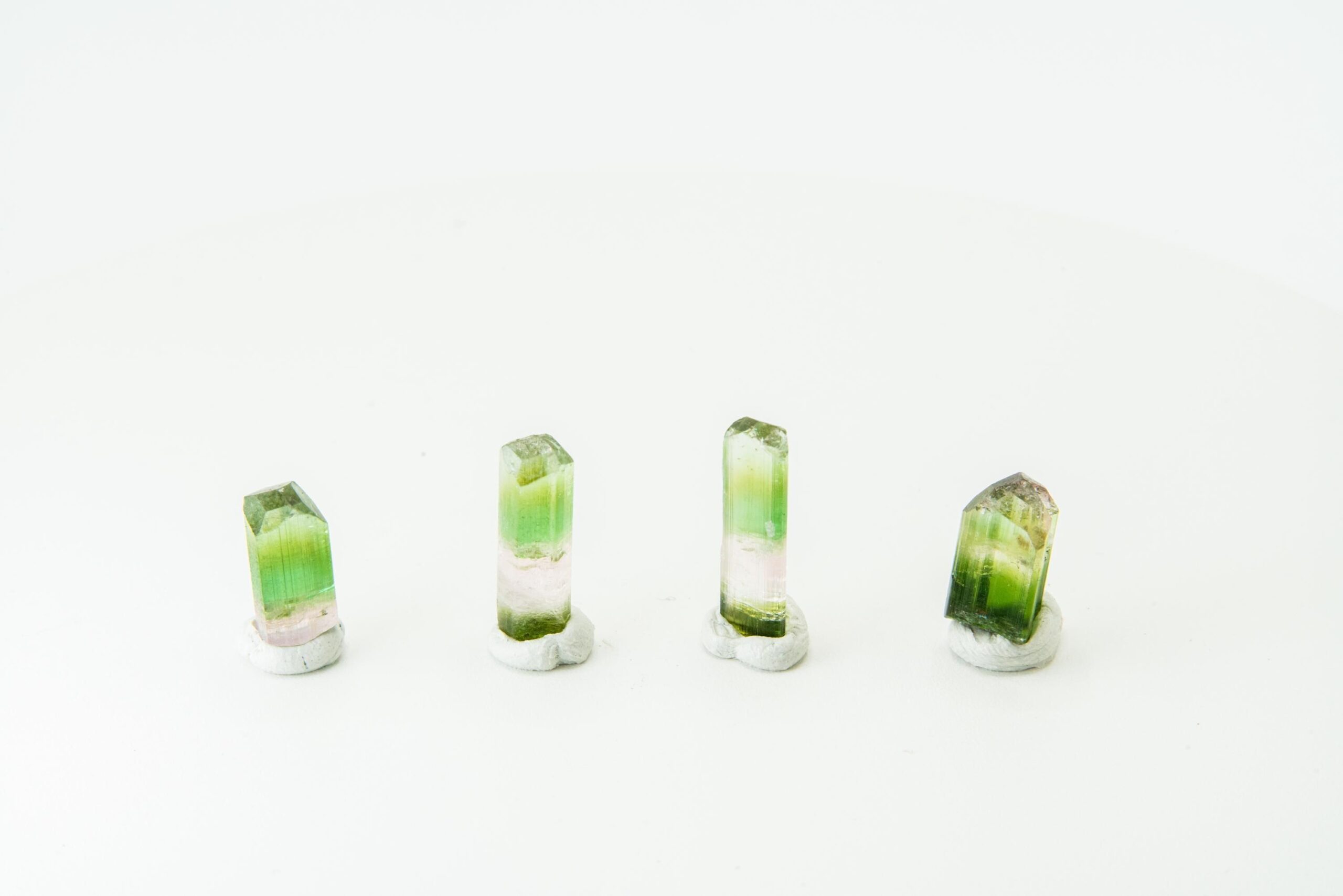 Green and pink paprok tourmaline crystal from afghanistan, natural tricolour miniature, terminated crystal for collectors or gifts - Image 2