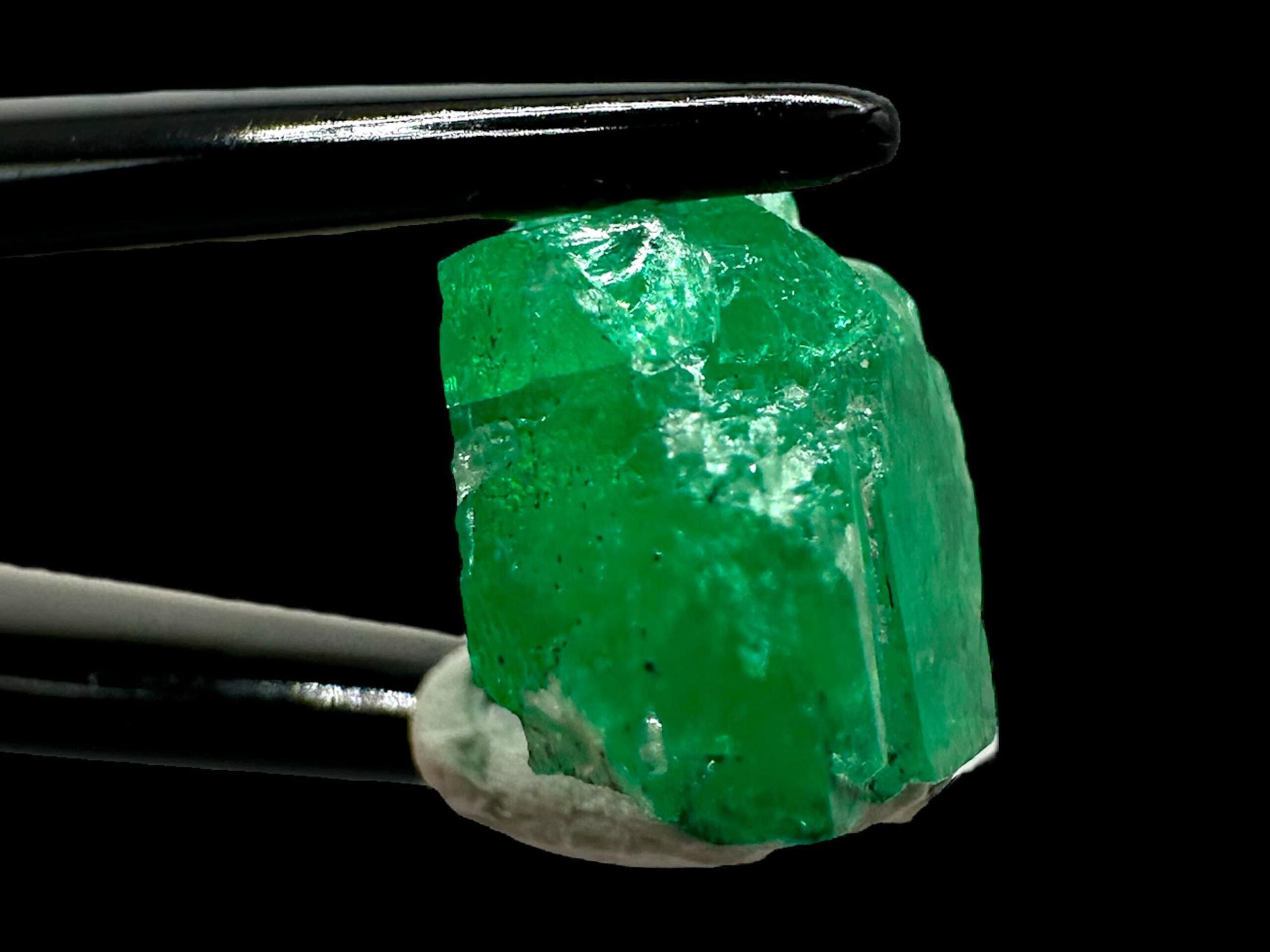 Colombian emerald raw crystal specimen natural rough emerald green raw emerald from coscuez mine - Image 5