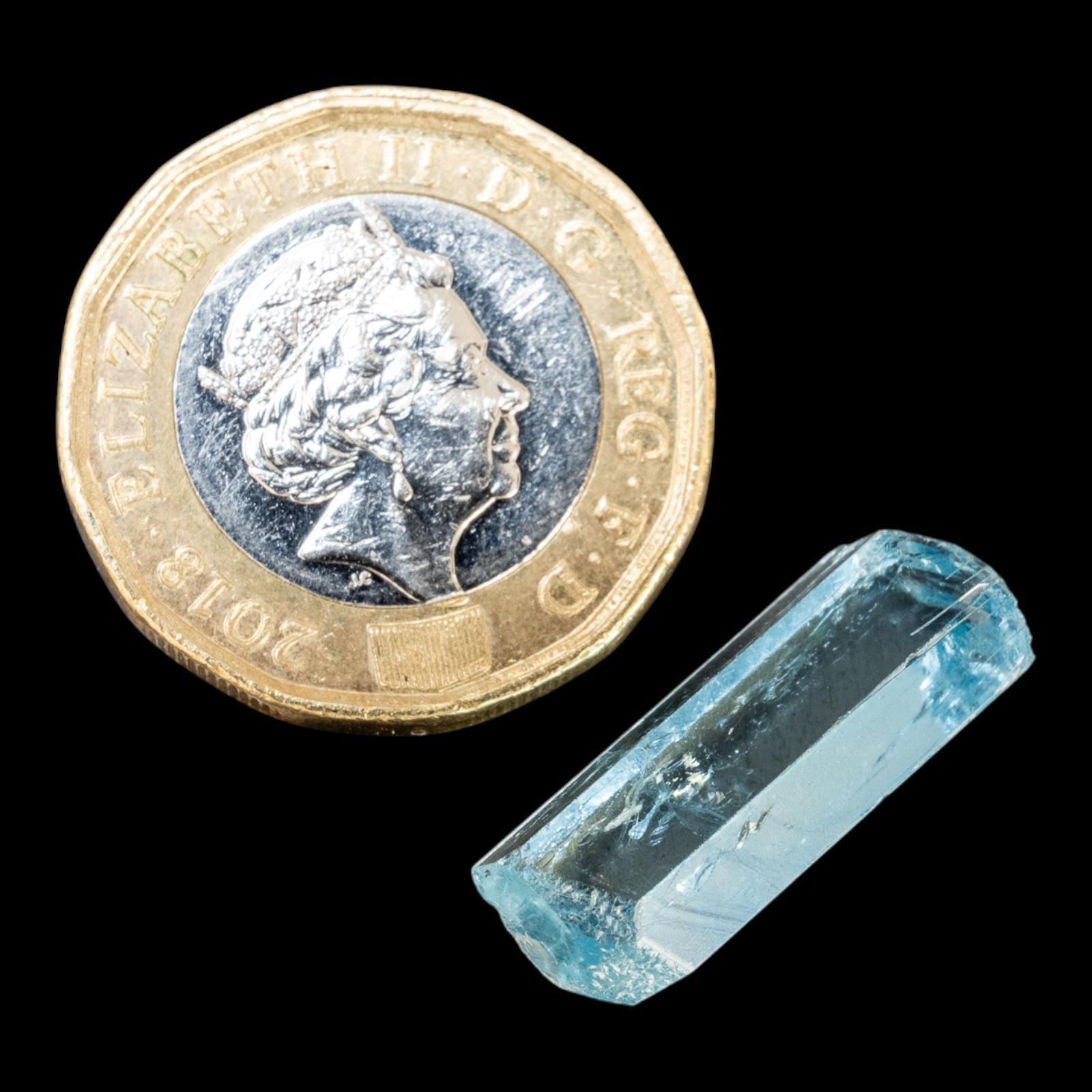Raw aquamarine crystal from vietnam, natural blue beryl with termination, march birthstone, high clarity crystal for jewellery or display - Image 5