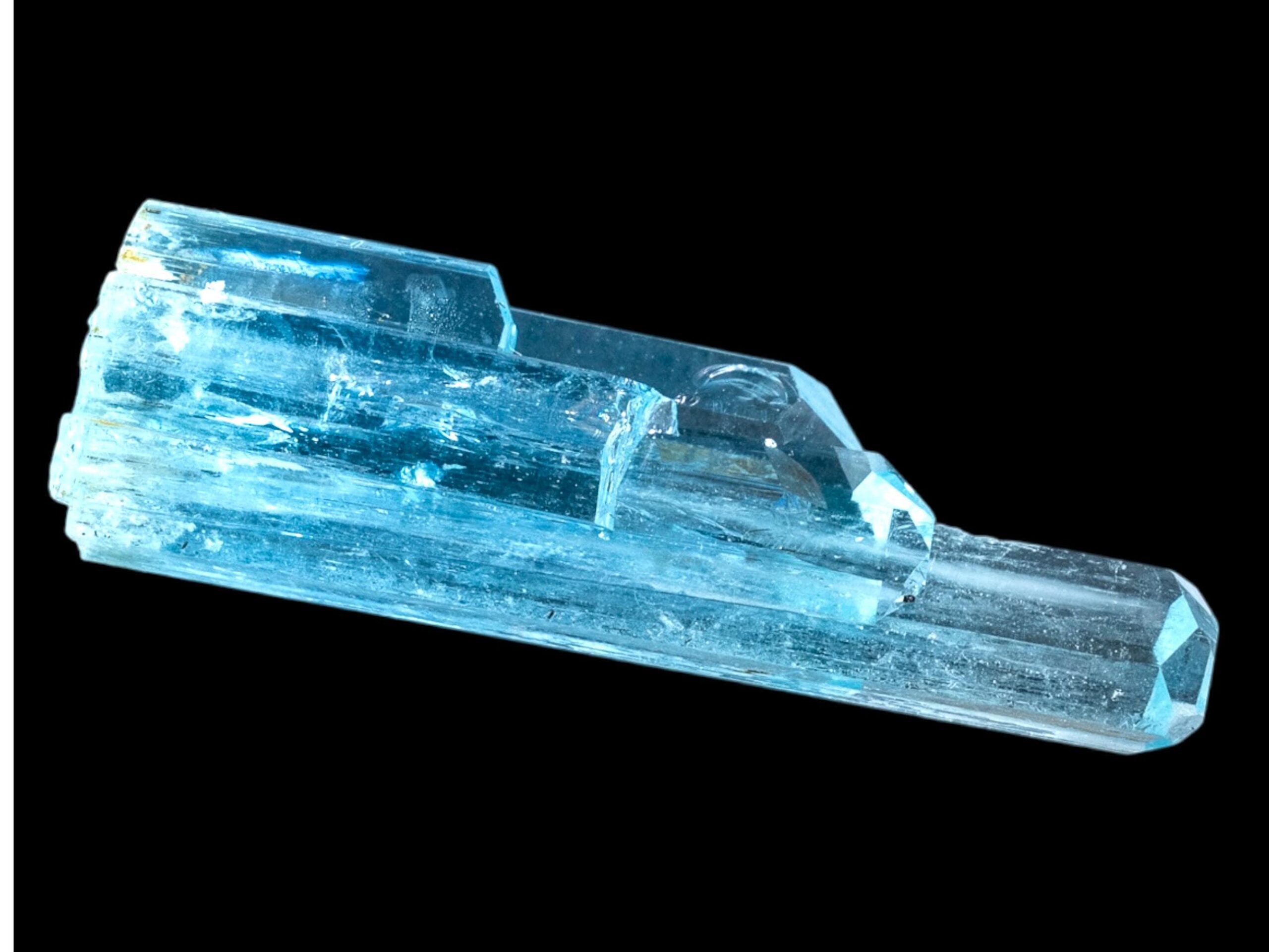 Natural aquamarine crystal, raw blue beryl, collector’s mineral, march birthstone, healing crystal, high-quality specimen, gift idea for her - Image 2