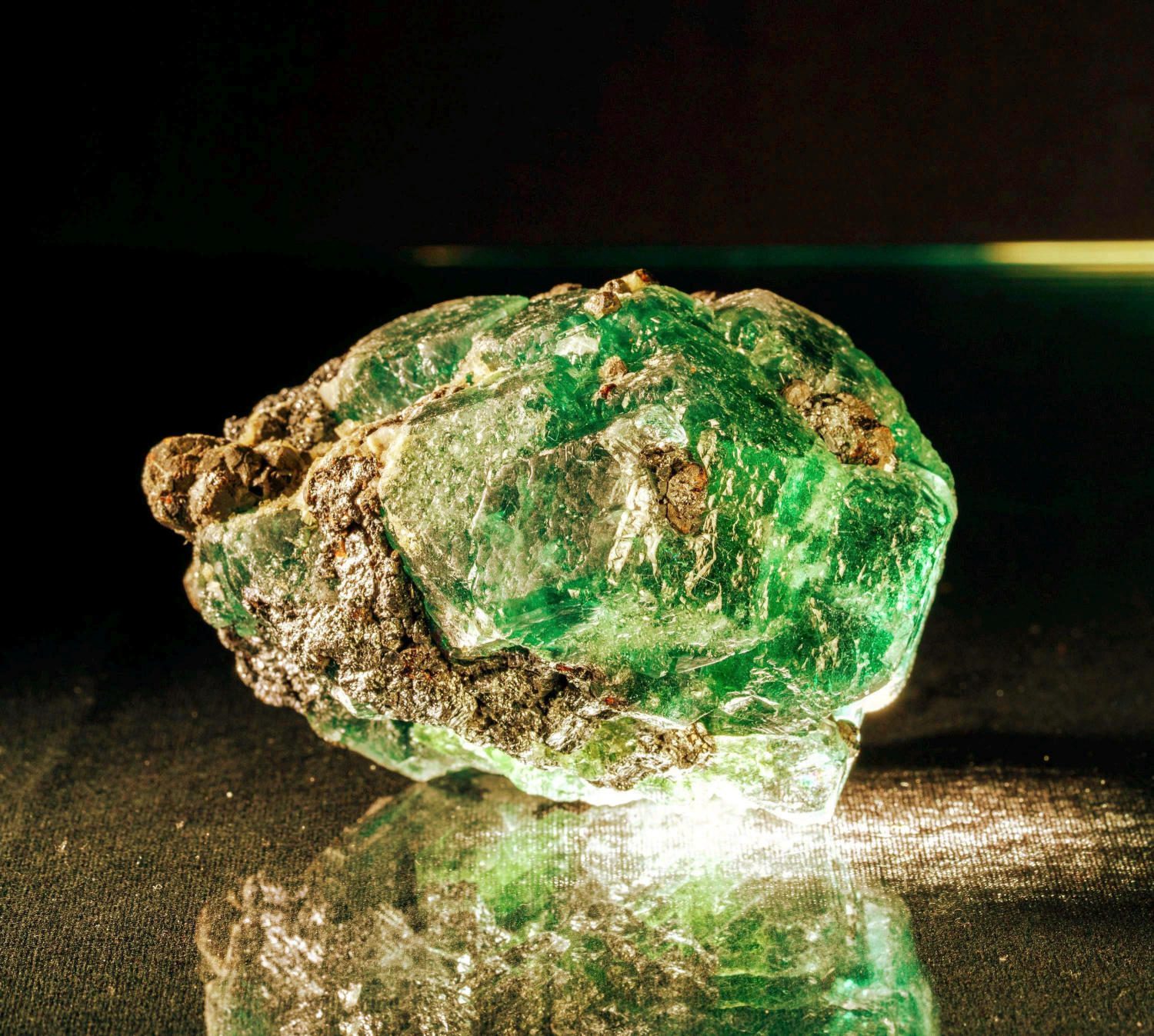 Green fluorite crystal on matrix natural cubic fluorite cluster uv reactive fluorite mineral specimen peru - Image 6