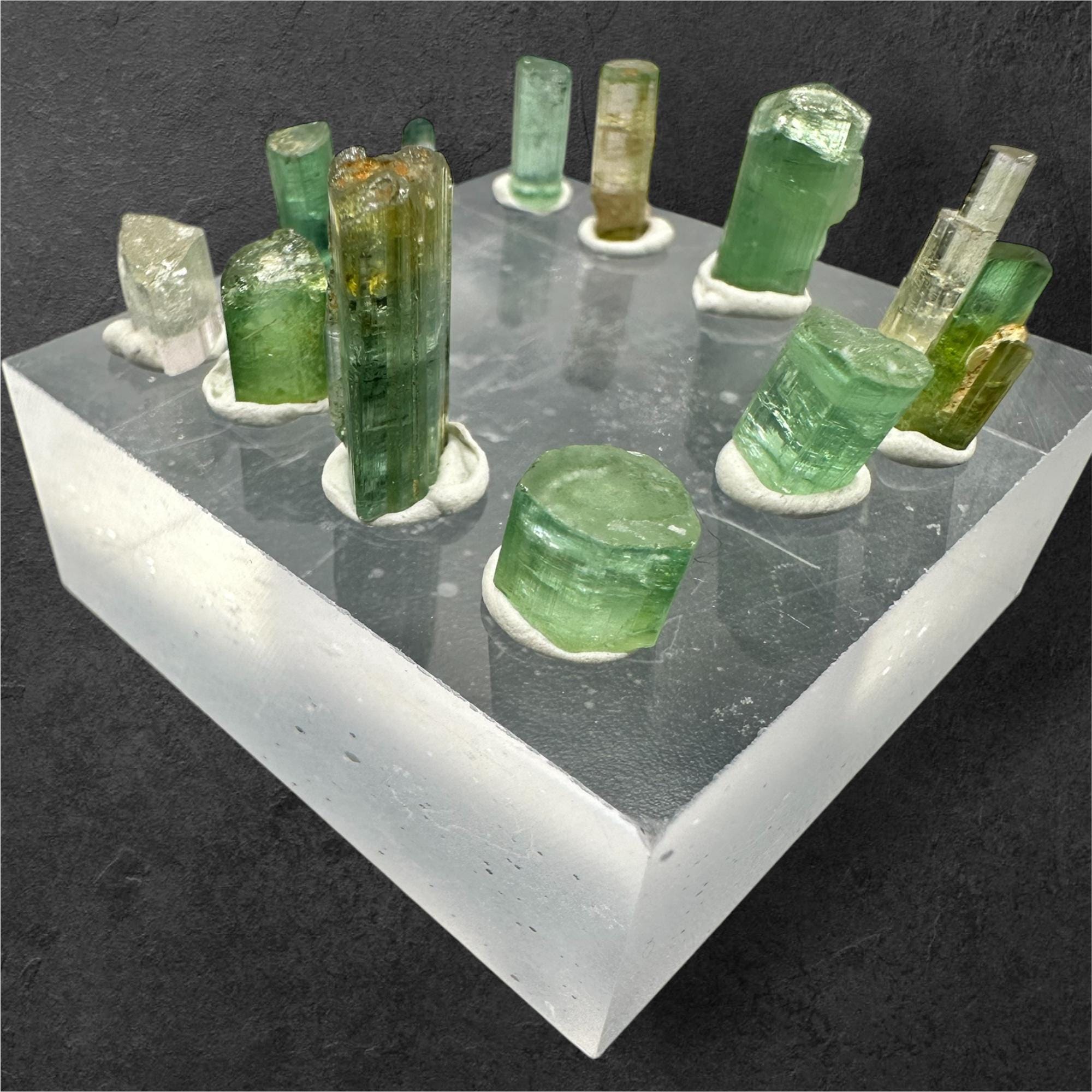 Green tourmaline crystal, afghan raw tourmaline for jewellery, natural green crystal, healing stone, chakra mineral, collectible crystal - Image 3