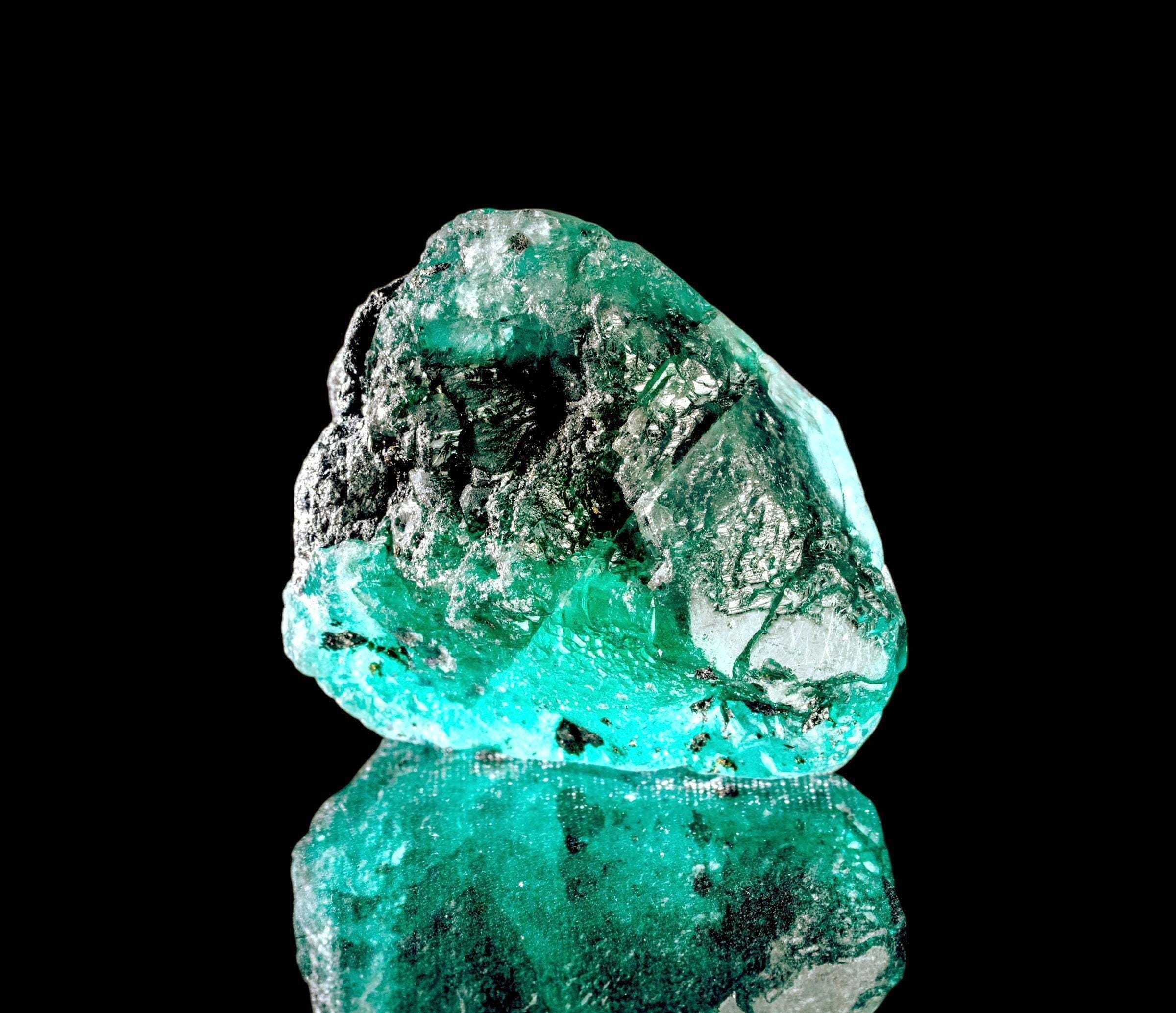 Green fluorite crystal on matrix, uv reactive fluorite mineral specimen with boulangerite and geochronite, natural fluorite for collectors - Image 3