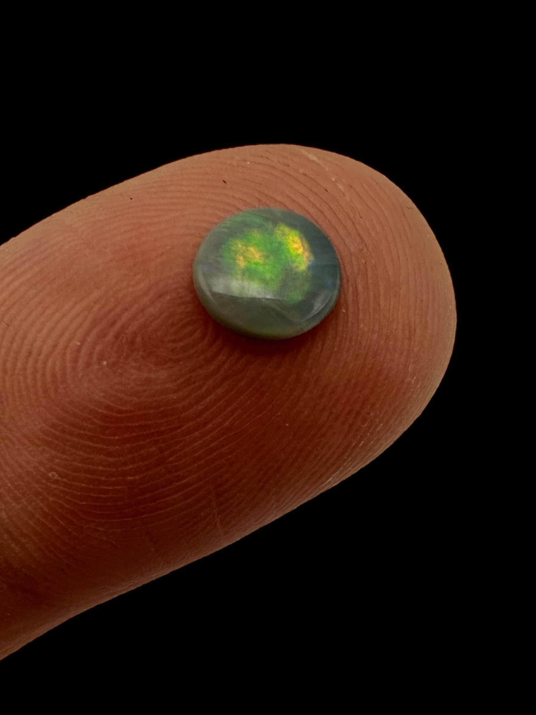 Small lightning ridge black opal cabochon, natural black opal, loose australian opal for collectors, green play of colour, 6mm round opal